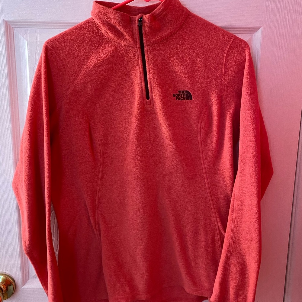 Women’s Athletic North Face Sweatshirt - M